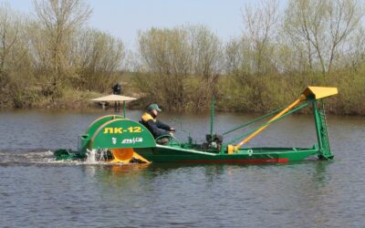 Лодка-косилка для уборки камыша ЛК-12А